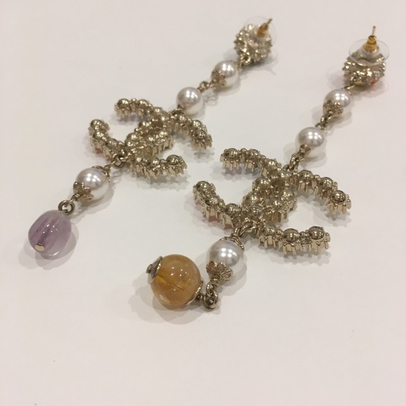 Authentic Chanel Dangle Costume Earrings, SS19 - Picture 3 of 7